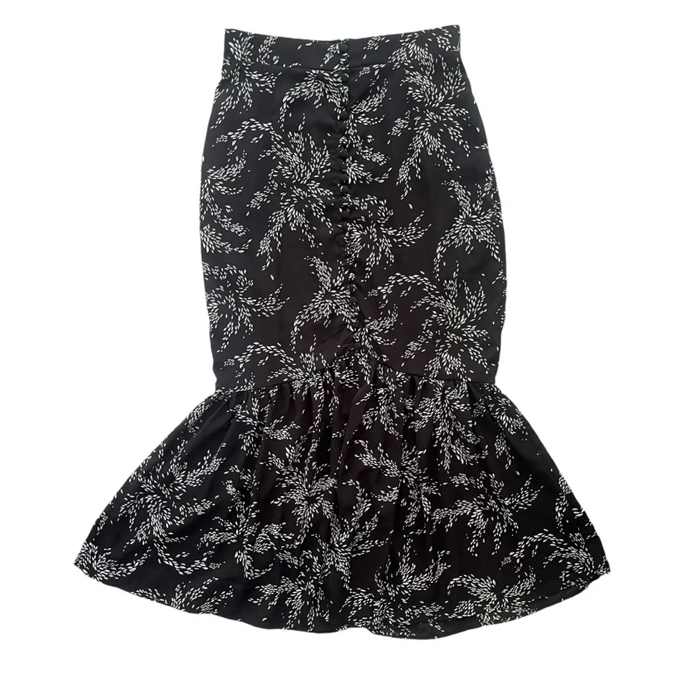 Entro Women’s Sz Small Black White Floral Print Button Front Fishtail Midi Skirt